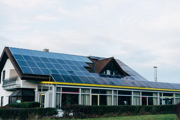 Can You Put Solar Panels On A Metal Roof